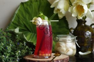 Nước tía tô, vải ngâm