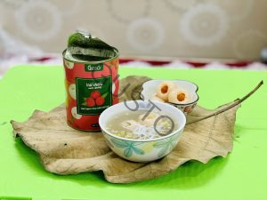 Nấu chè vải đậu xanh thanh mát